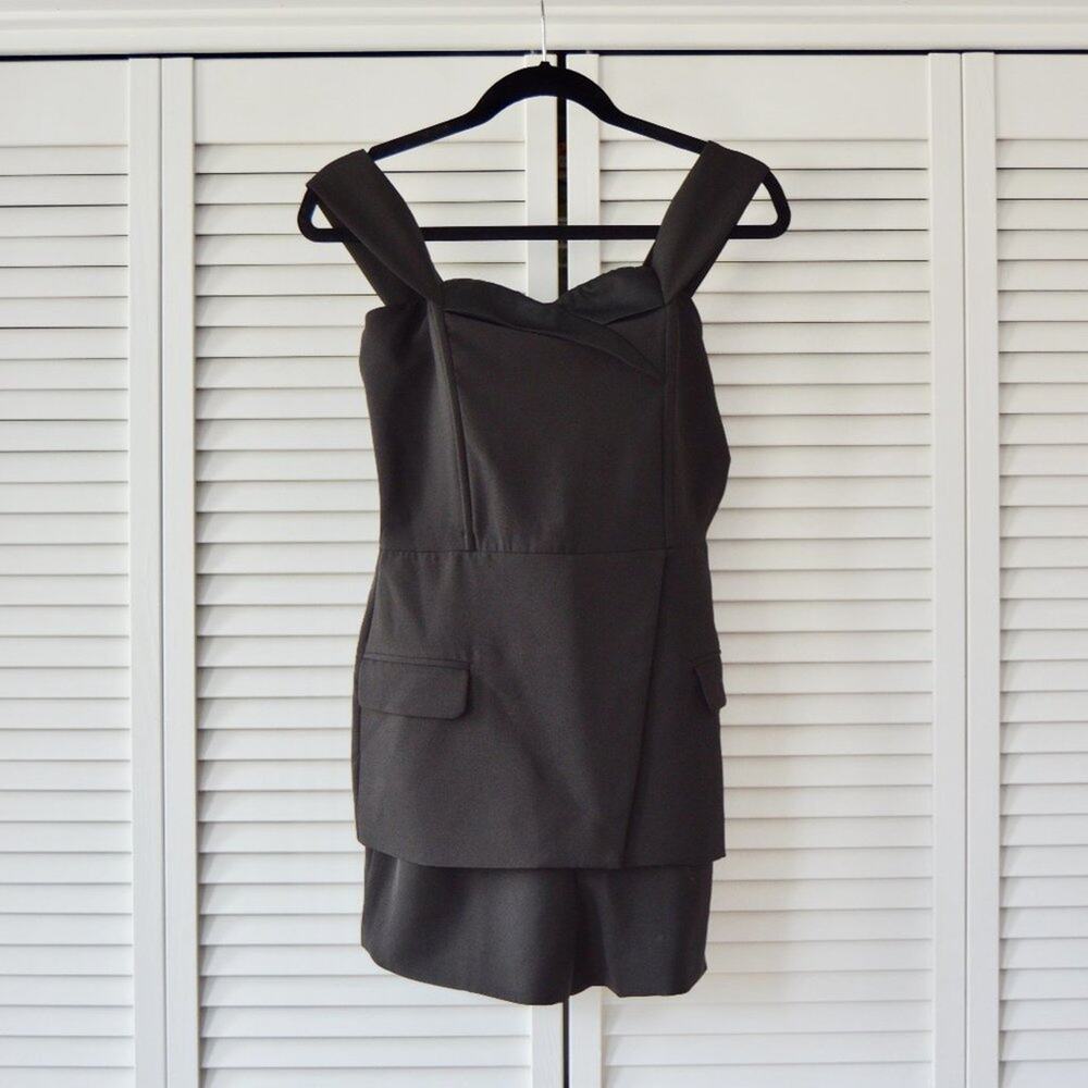Lavish Alice Black Romper | Size 6